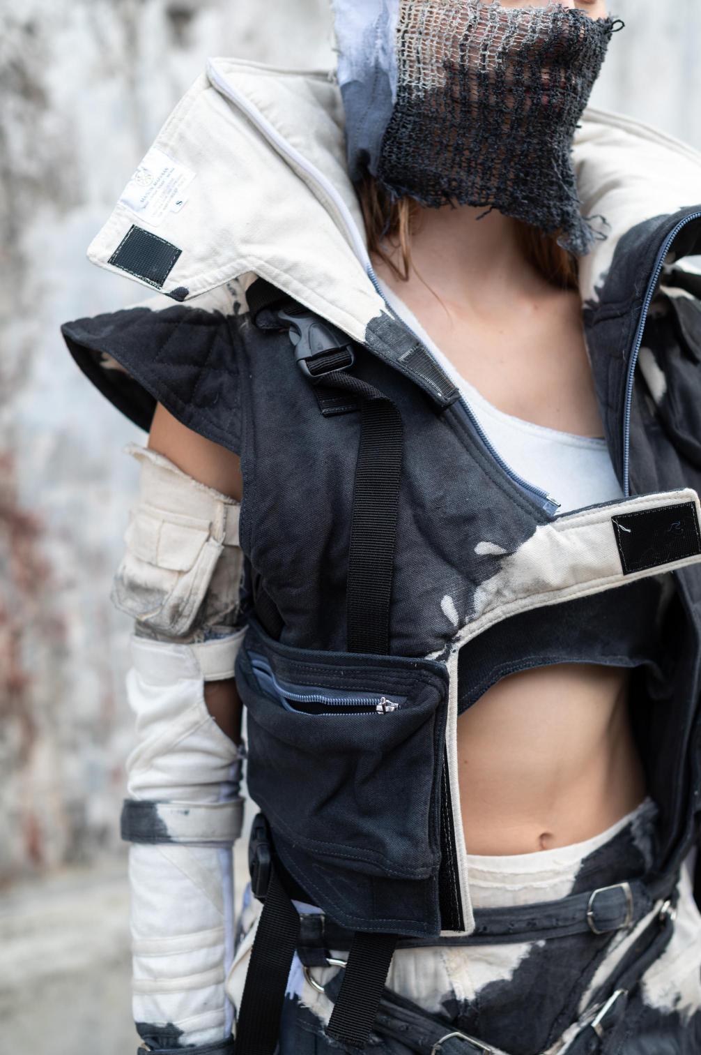 Kijin Tactial Survival Vest (WOMEN)