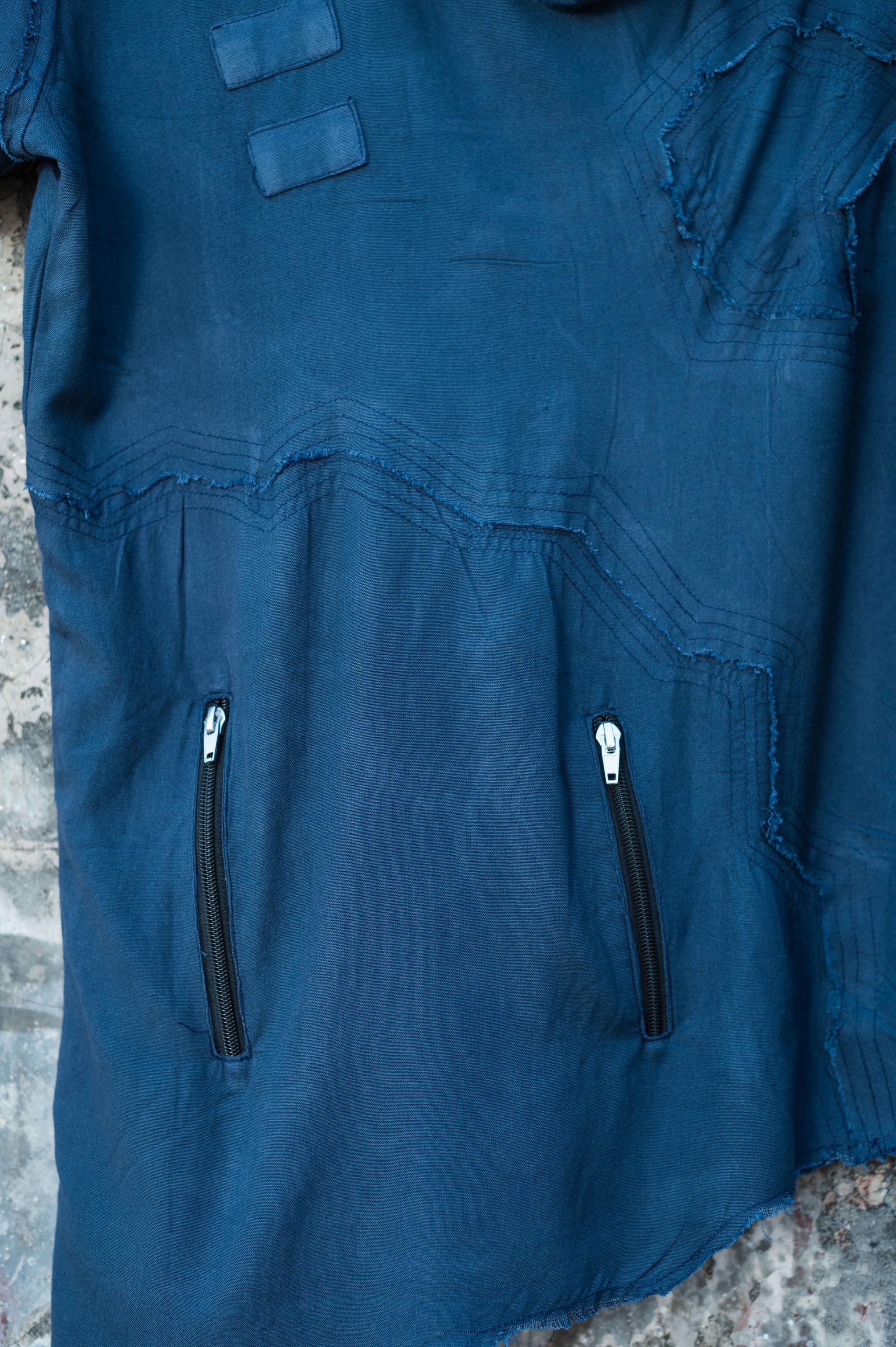 Hakani Hooded Pullover