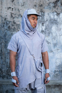 Hakani Hooded Pullover