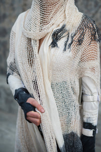 Seishin Silk Cape (WOMEN)