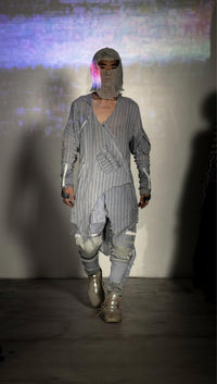 Shuen Robe