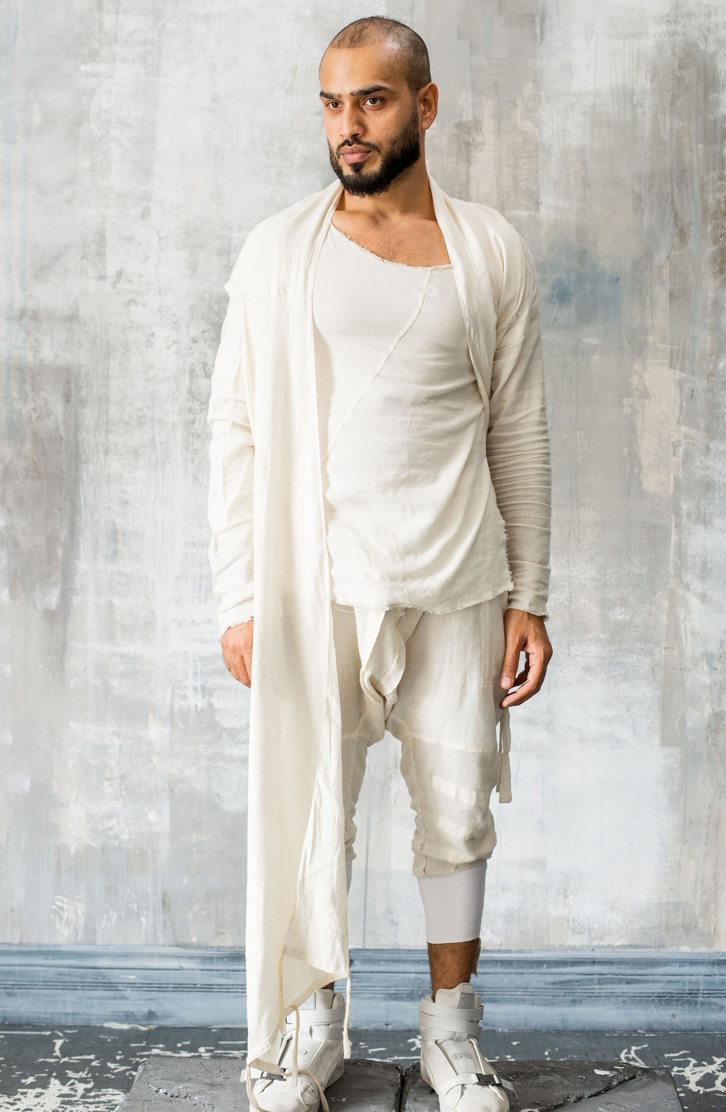 Small / Ivory